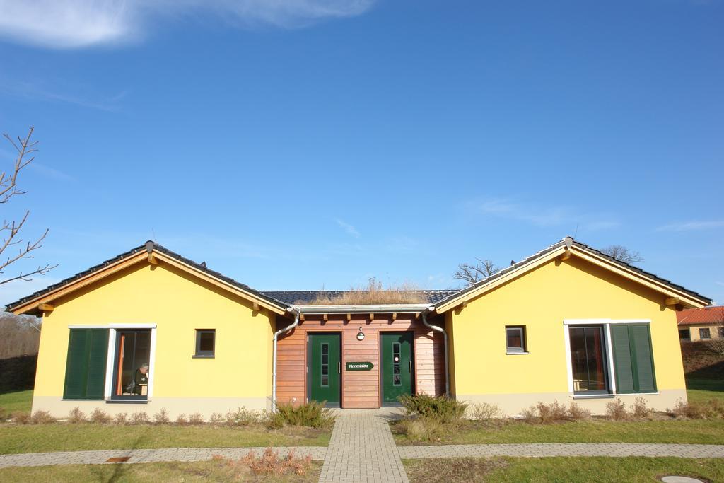 Euroville Jugend- Und Sporthotel Naumburg  Exterior photo